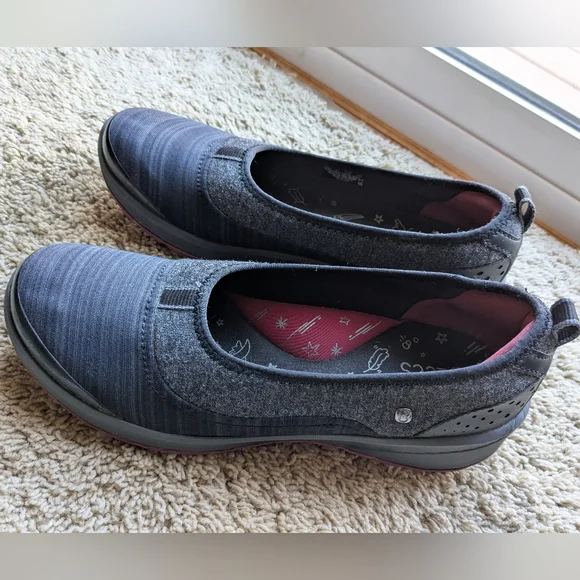 BZEES "Gleam" Slip-ons, Wmn Sz 10, EUC!! - Picture 2 of 6